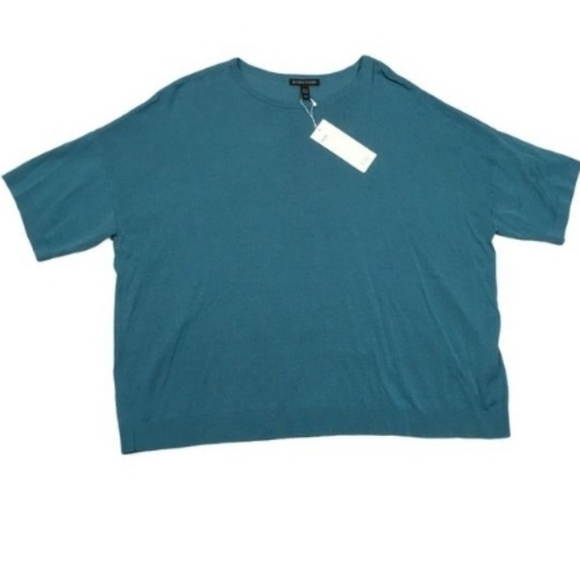 Women blouse - Picture 2 of 3